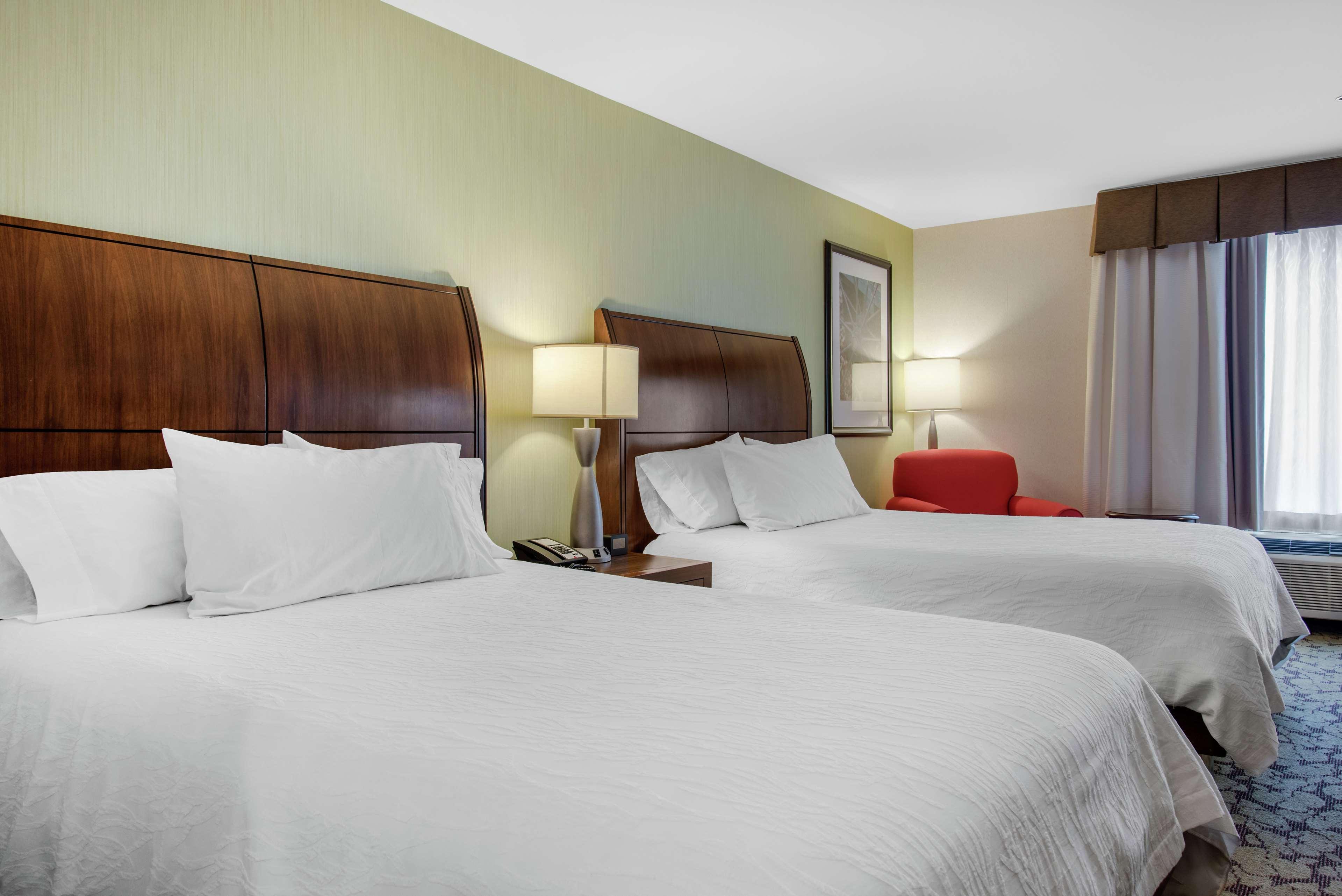 Hilton Garden Inn Portland Airport Екстер'єр фото