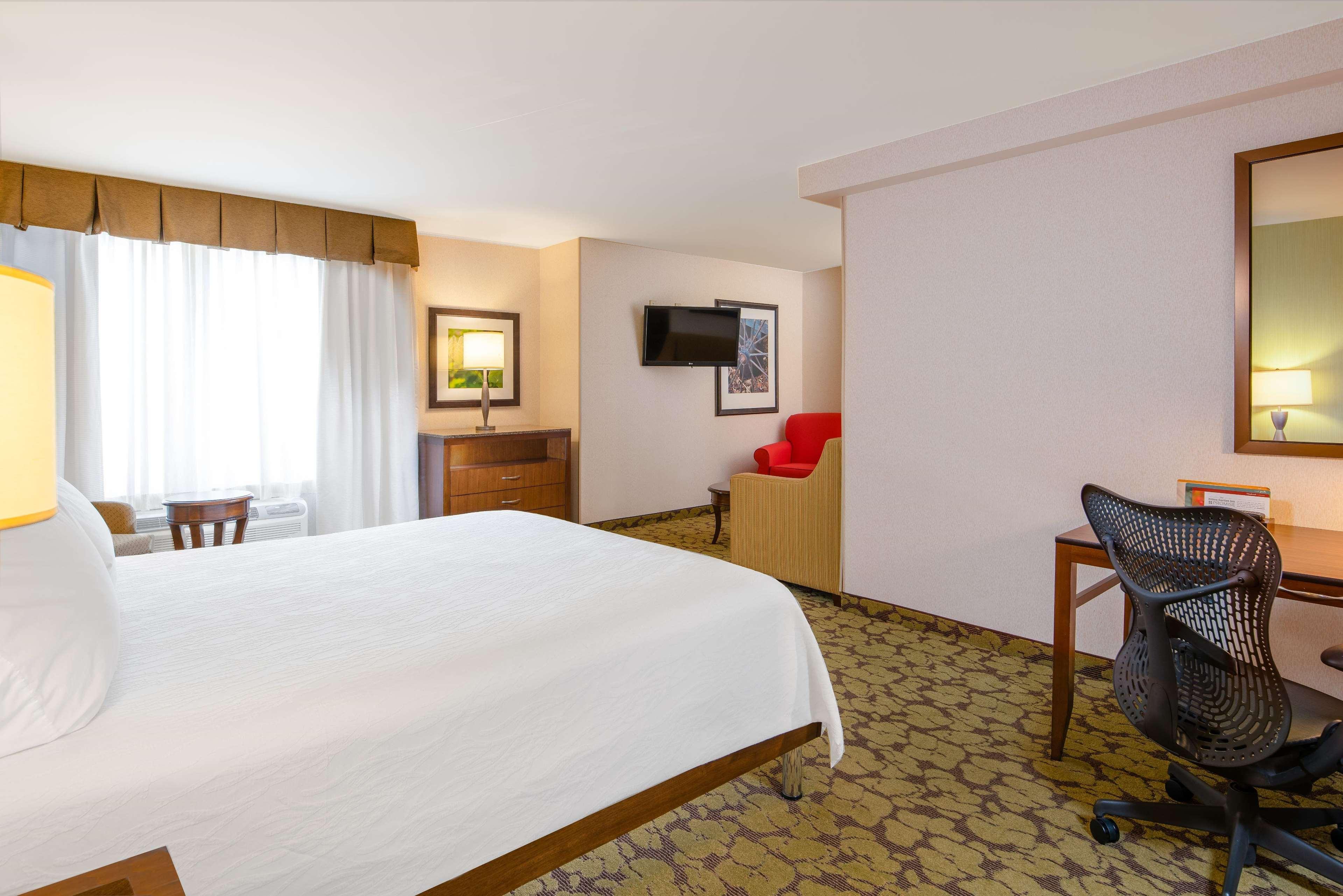 Hilton Garden Inn Portland Airport Екстер'єр фото